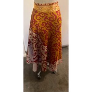 Reversible wrap skirt